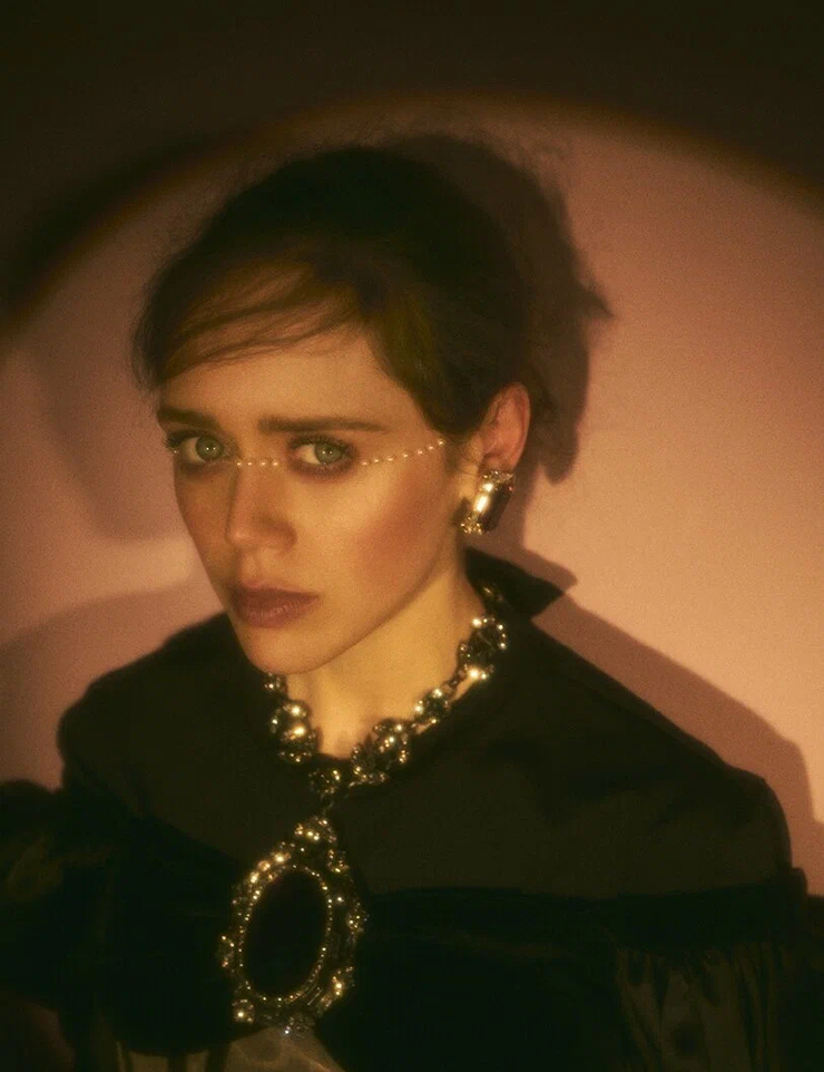 Daisy Head