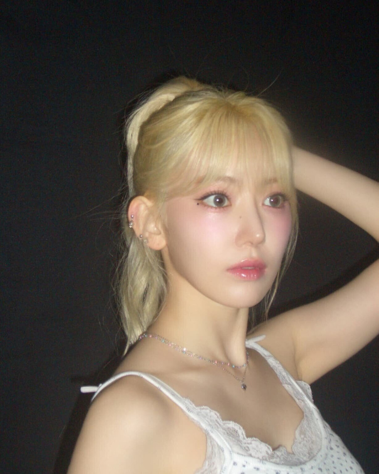 Sakura Miyawaki