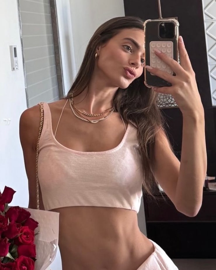Yael Shelbia Yael Shelbia