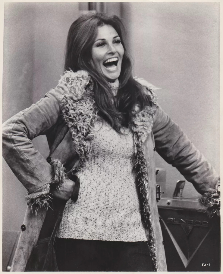 Fuzz                                  (1972)