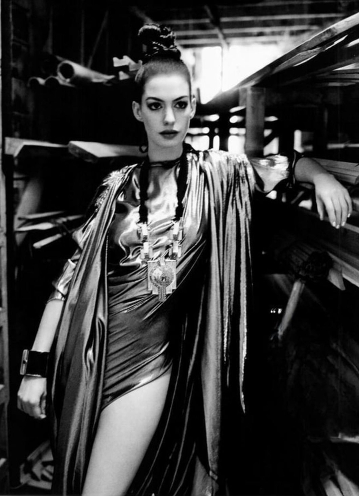 Anne Hathaway Anne Hathaway
