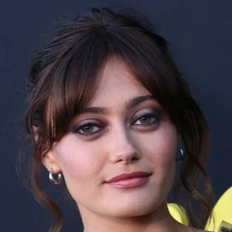 Ella Purnell Ella Purnell