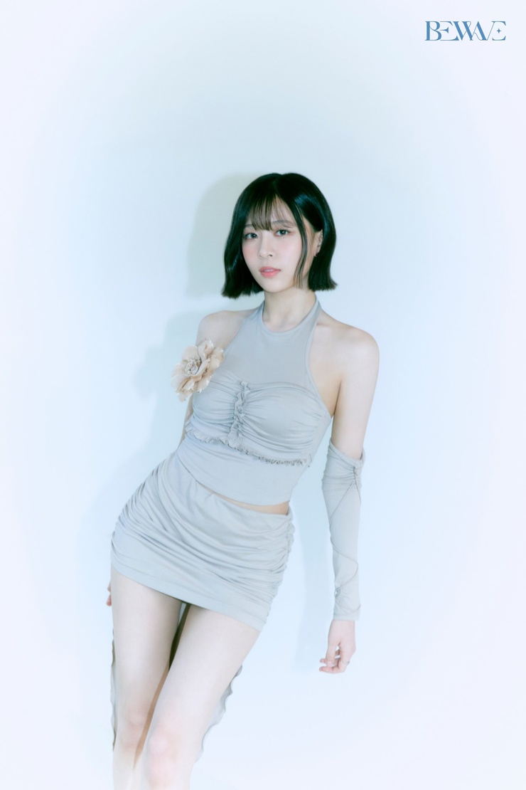Ji-un Lim