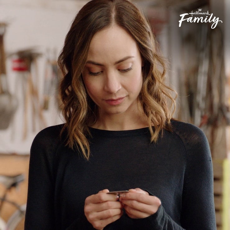 Courtney Ford Courtney Ford