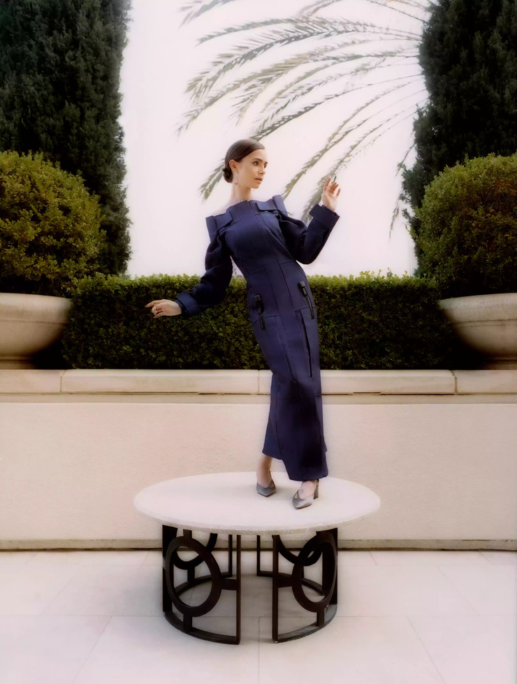 Lily Collins