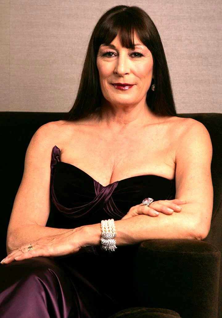Anjelica Huston