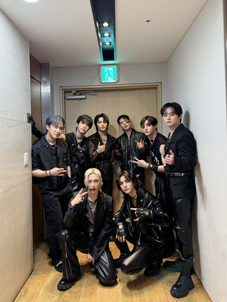 Stray Kids