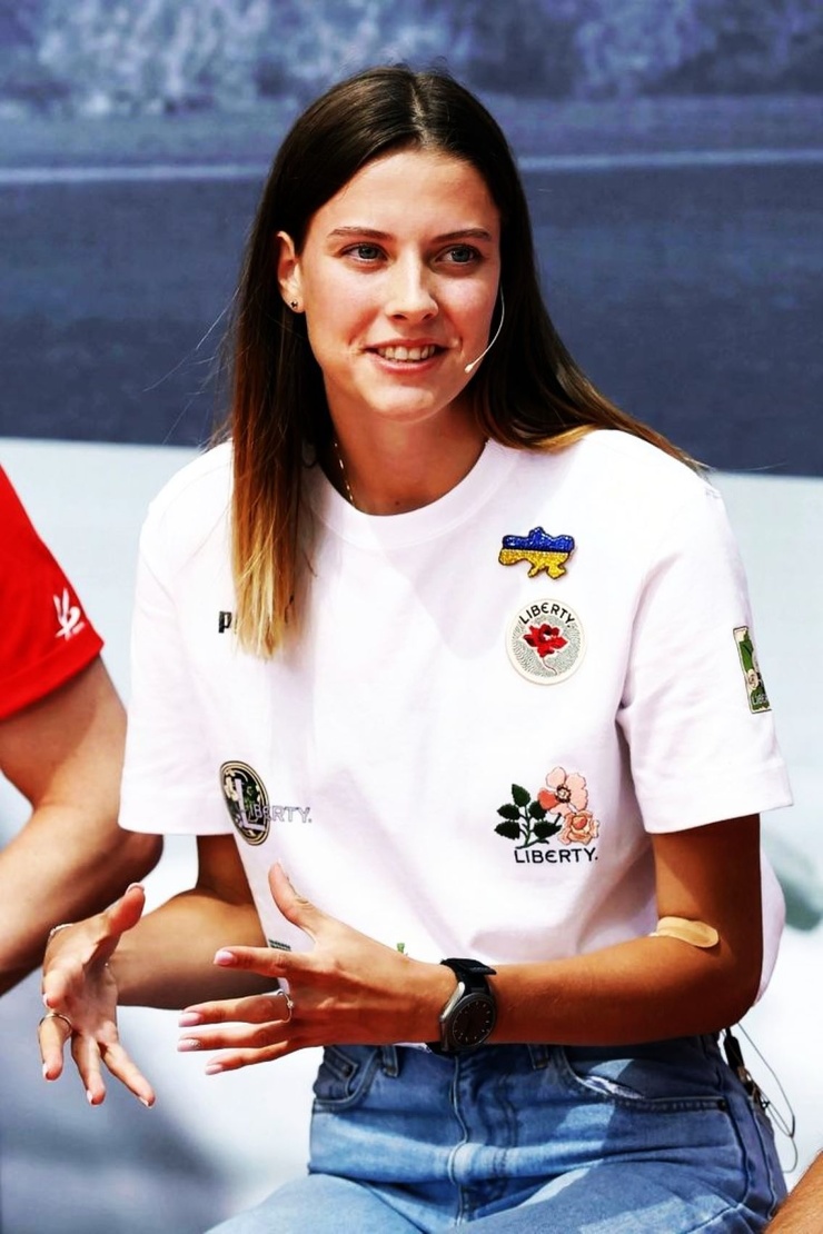 Yaroslava Mahuchikh Yaroslava Mahuchikh