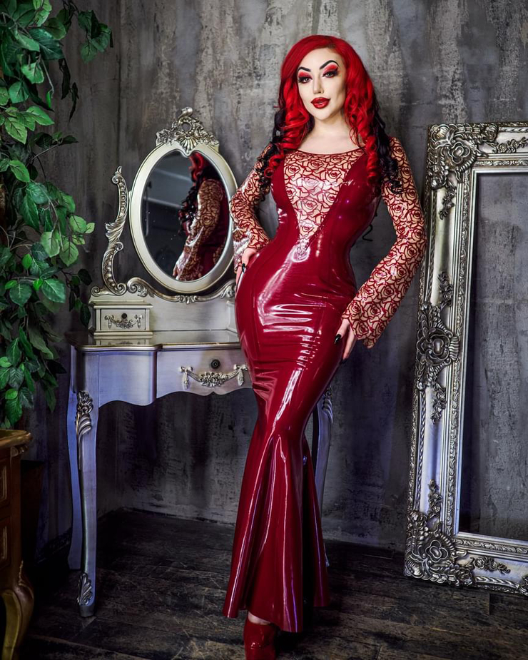 Dani Divine