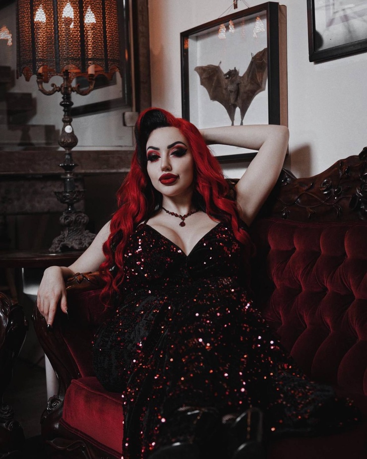 Dani Divine