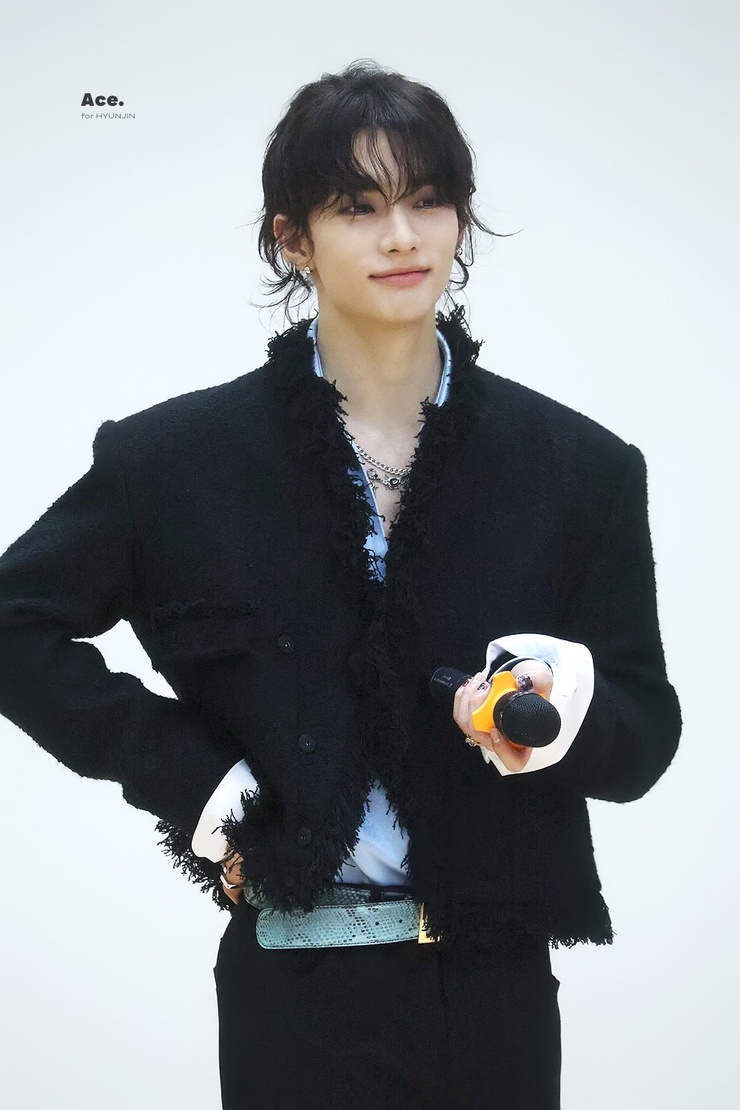Hyun-Jin Hwang