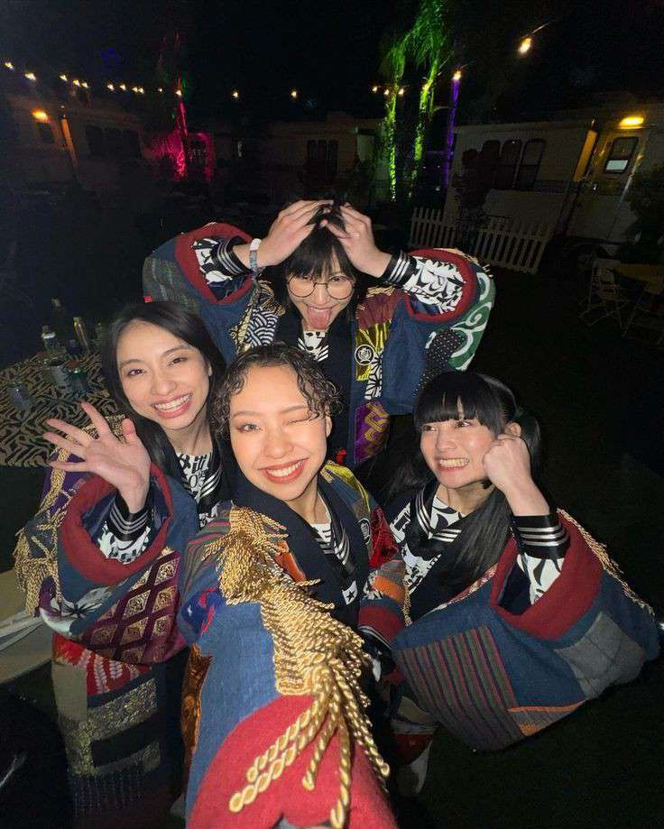 Atarashii Gakko!