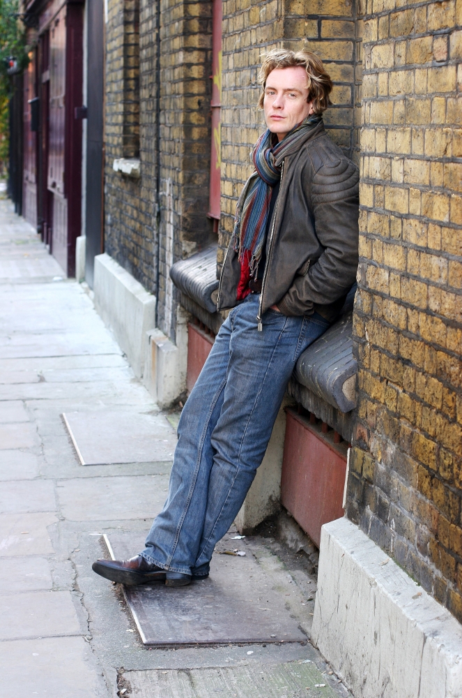 Toby Stephens