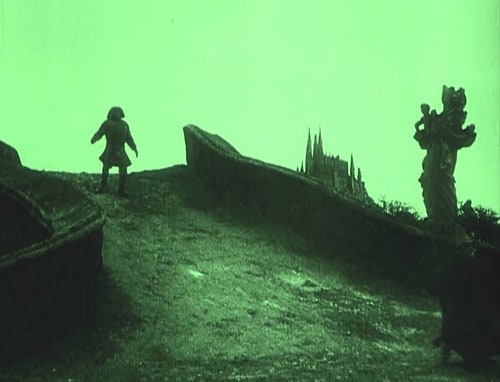 The Golem (1920)