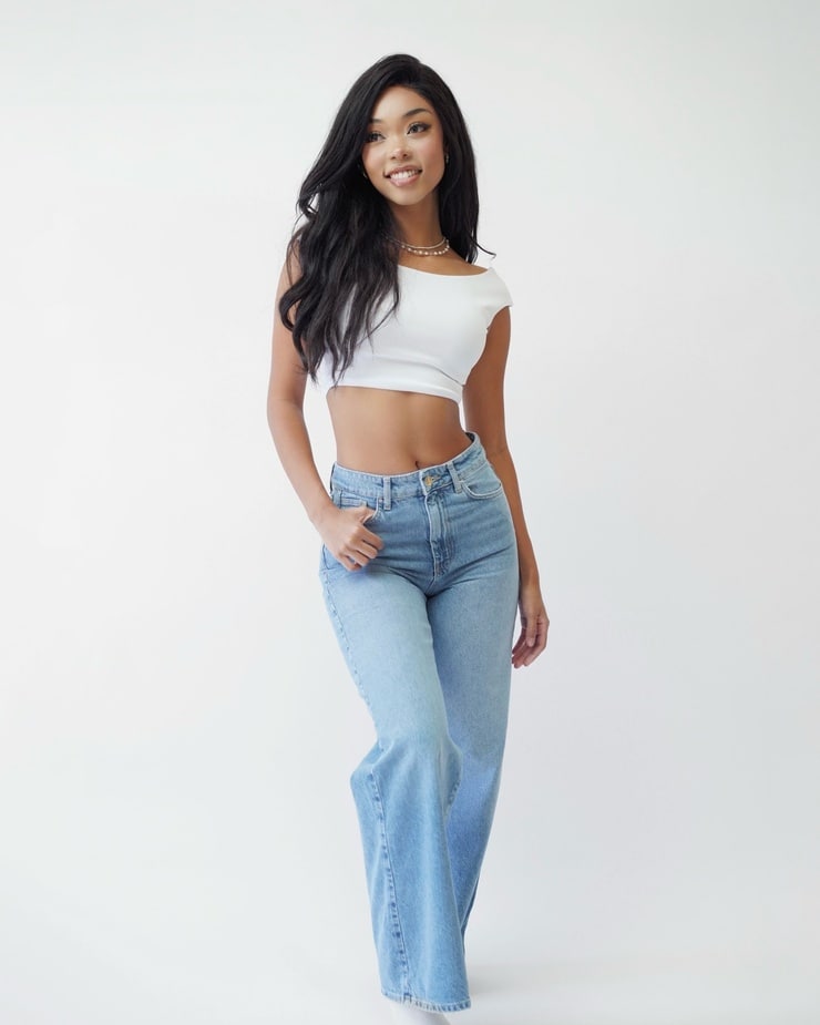 Stephanie Hikaru