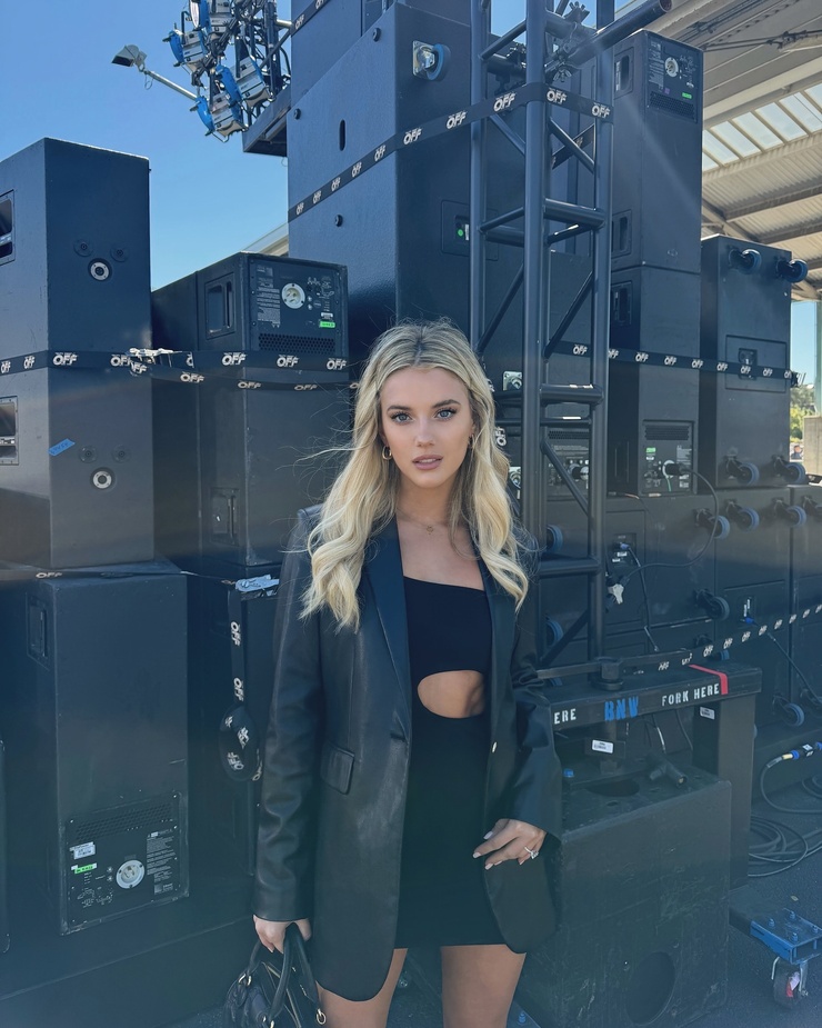 Lindsay Brewer