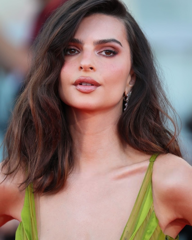 Emily Ratajkowski Emily Ratajkowski