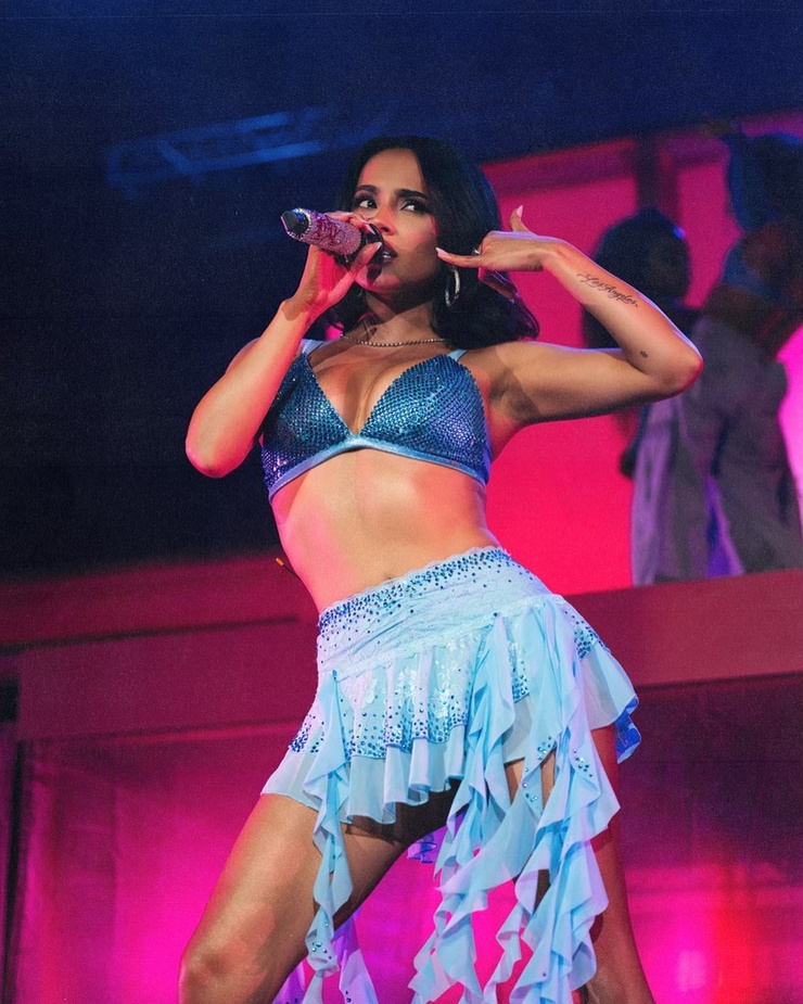 Becky G.