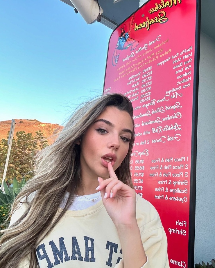 Alexa Nisenson