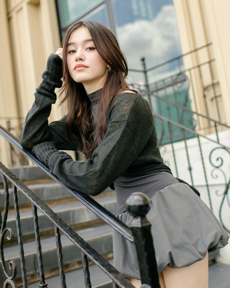Moly Groves