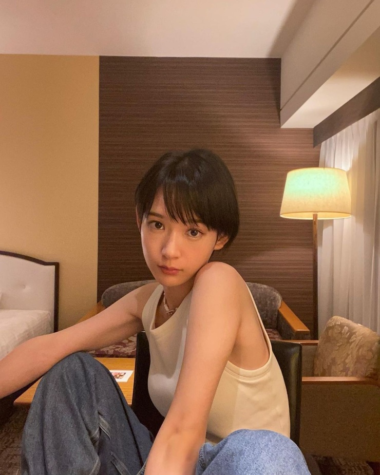 Moeka Hoshi