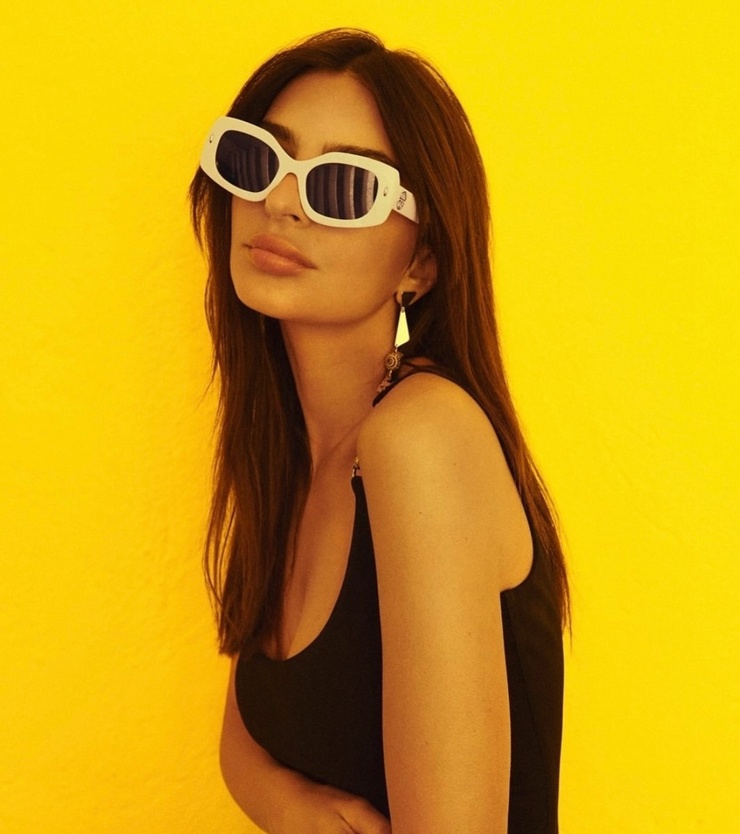 Emily Ratajkowski