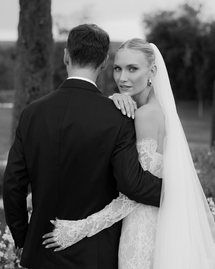 Carolin Niemczyk Carolin Niemczyk