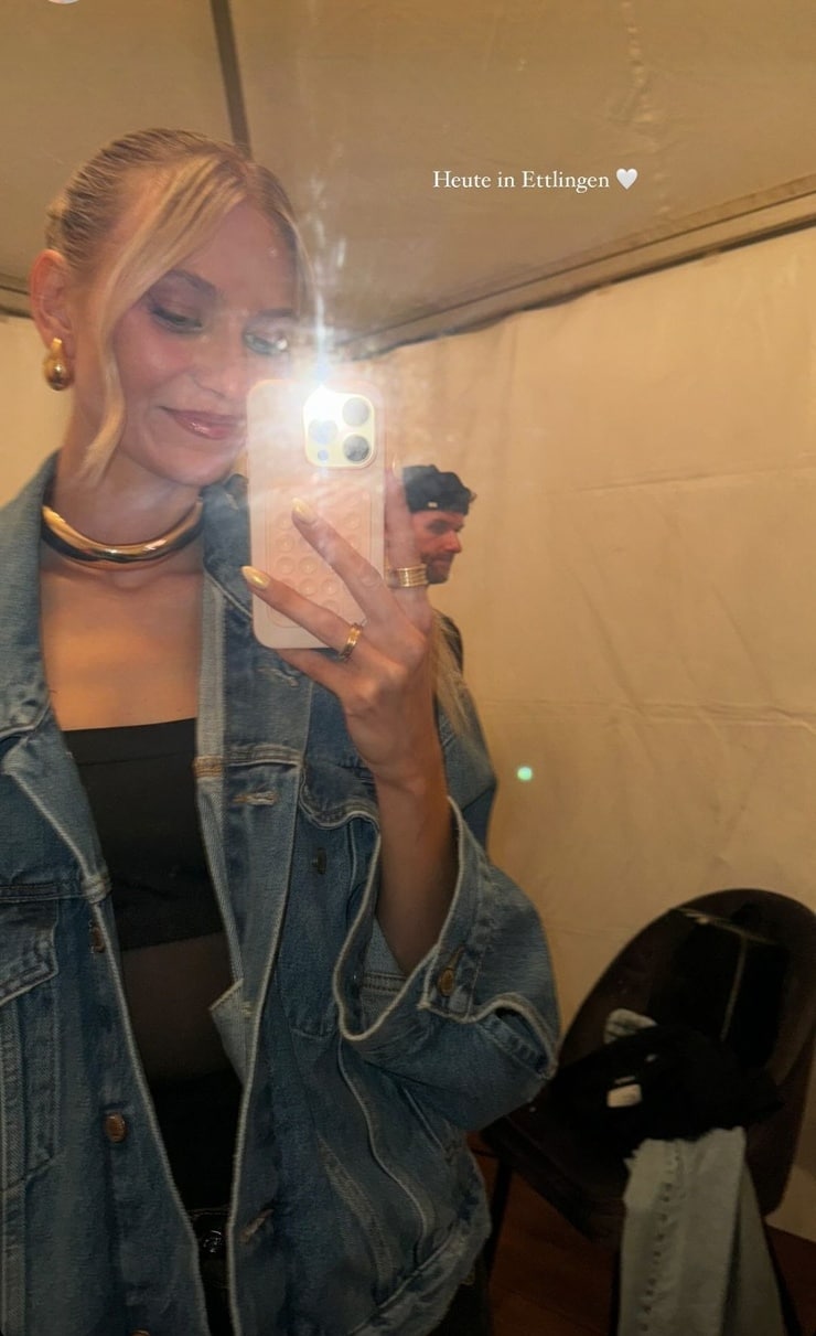 Carolin Niemczyk Carolin Niemczyk