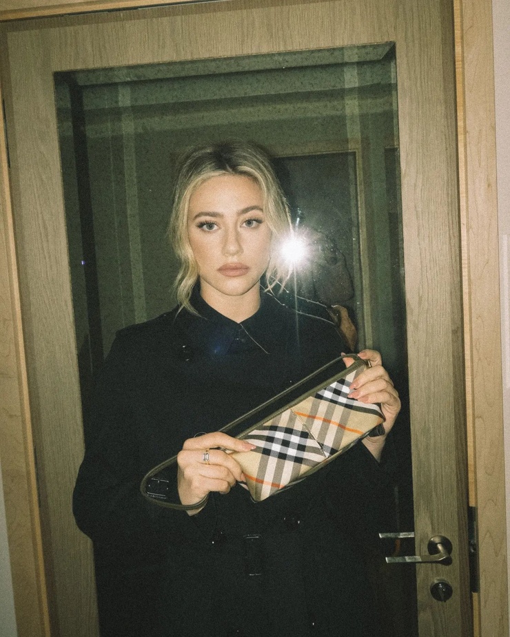 Lili Reinhart