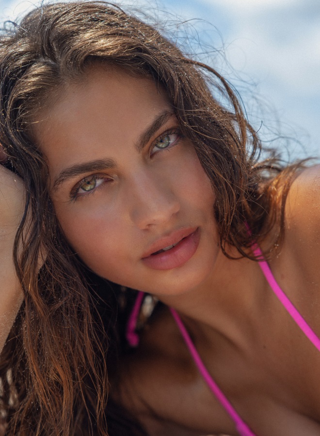 Capri Alana Capri Alana