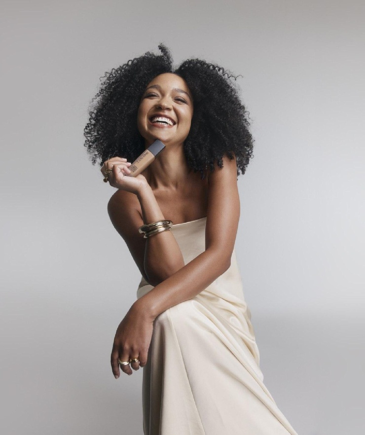 Aisha Dee