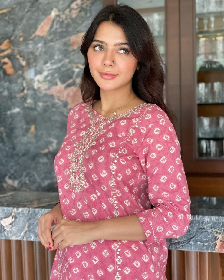 Ruhi Singh Ruhi Singh