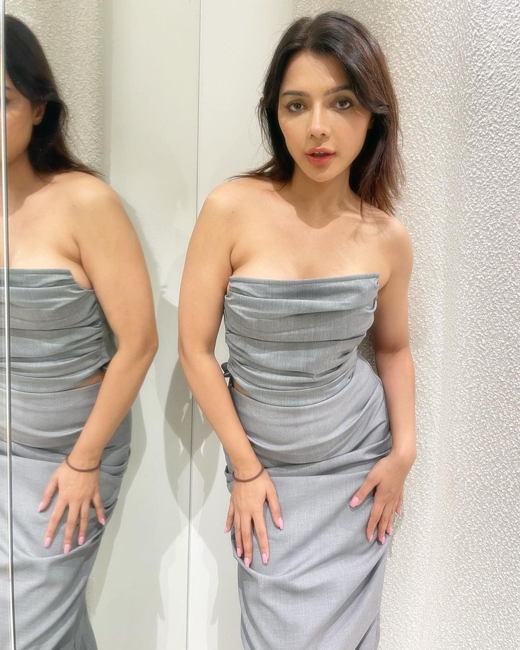 Ruhi Singh Ruhi Singh