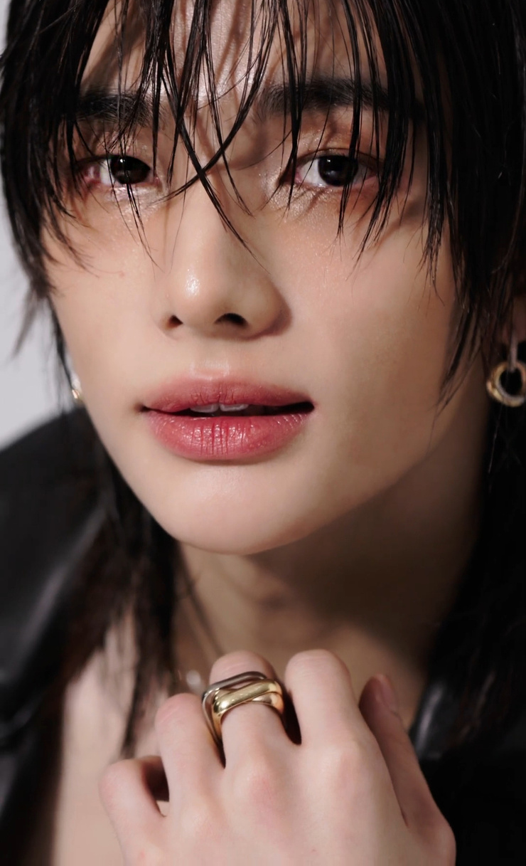 Hyun-Jin Hwang