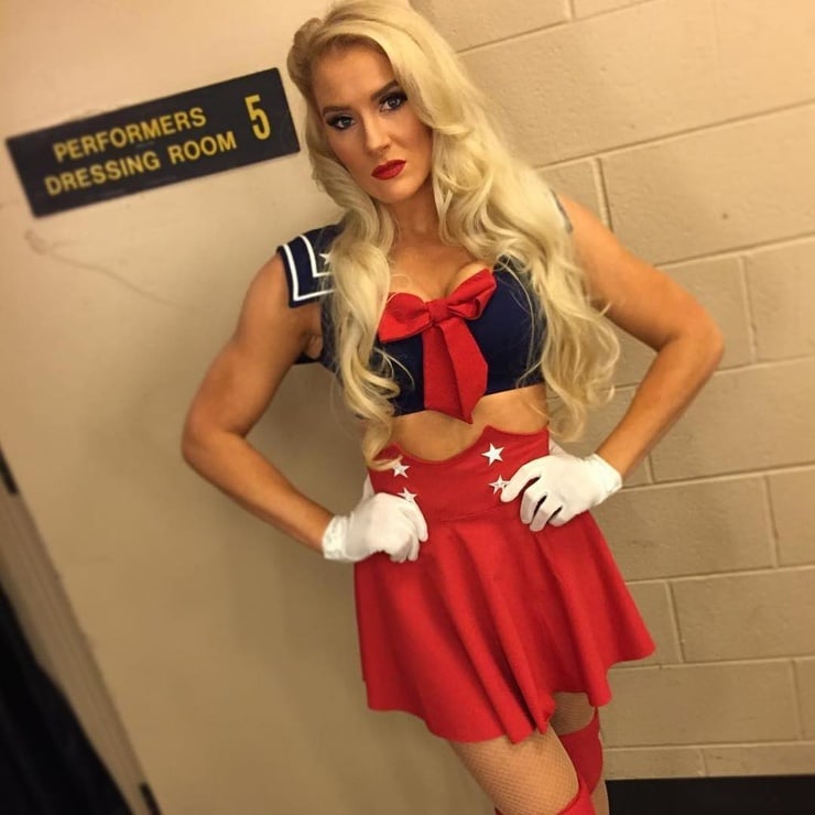 Macey Estrella