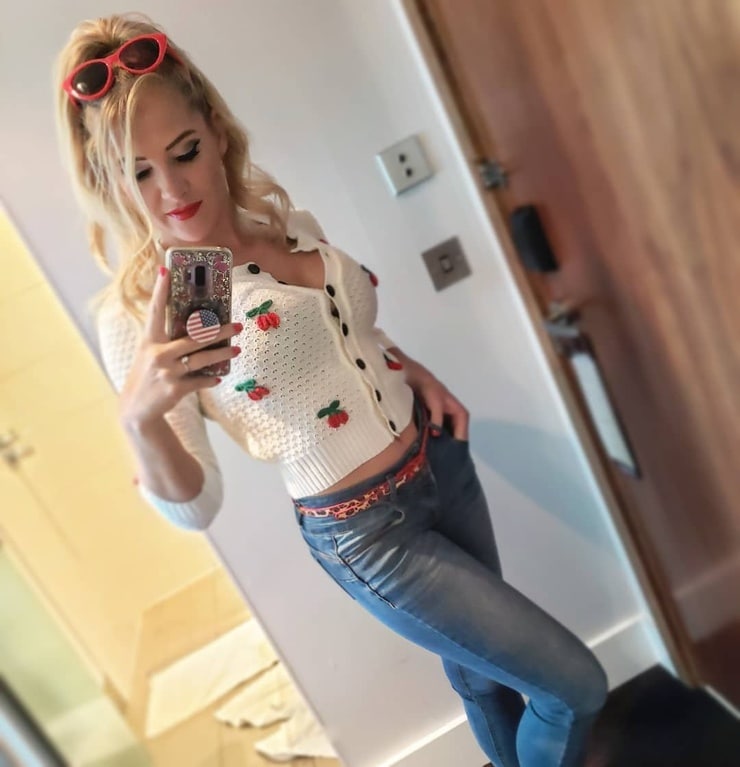 Macey Estrella