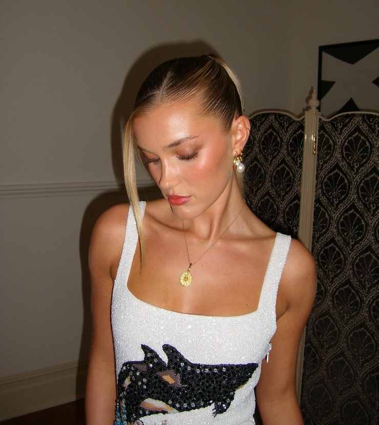 Mimi Slinger