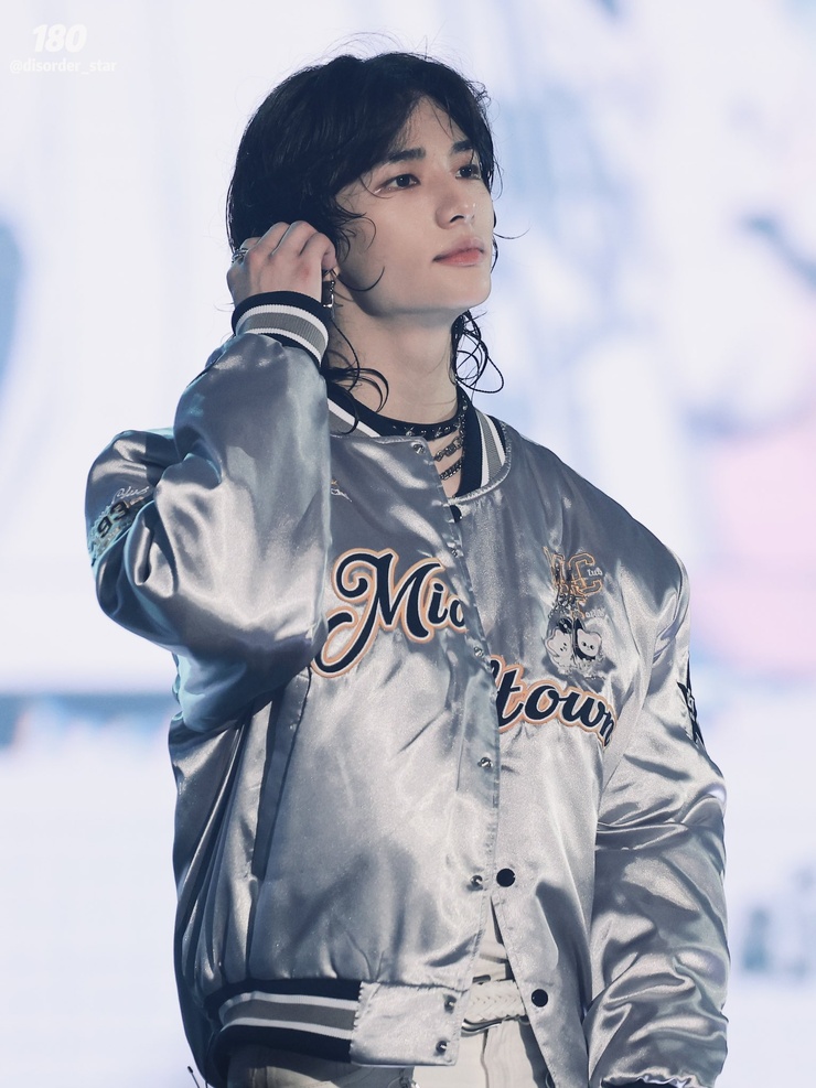 Hyun-Jin Hwang