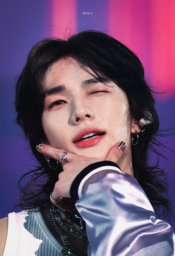 Hyun-Jin Hwang