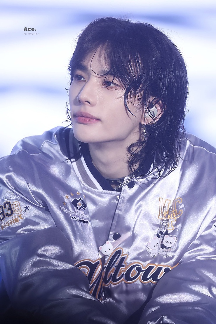 Hyun-Jin Hwang
