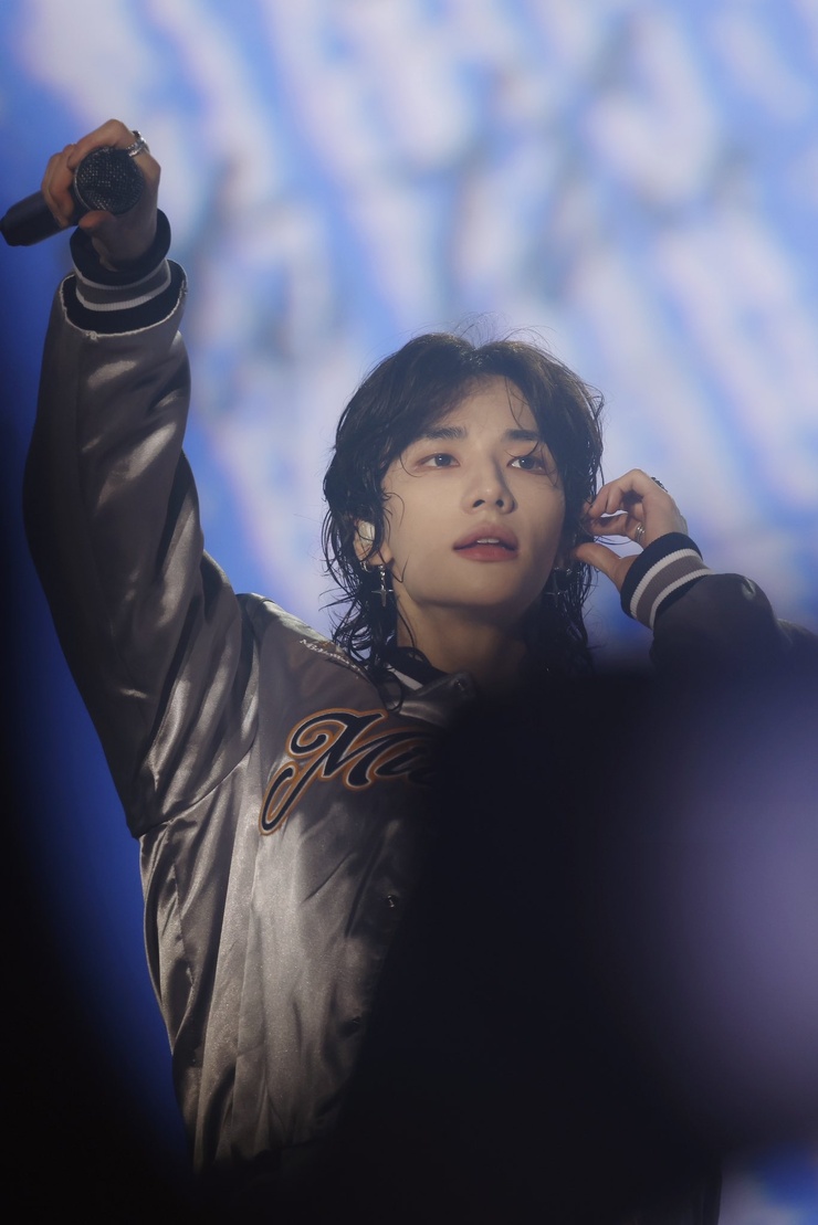 Hyun-Jin Hwang