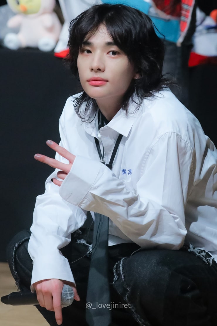 Hyun-Jin Hwang
