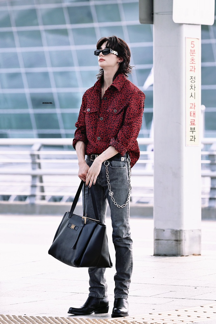 Hyun-Jin Hwang