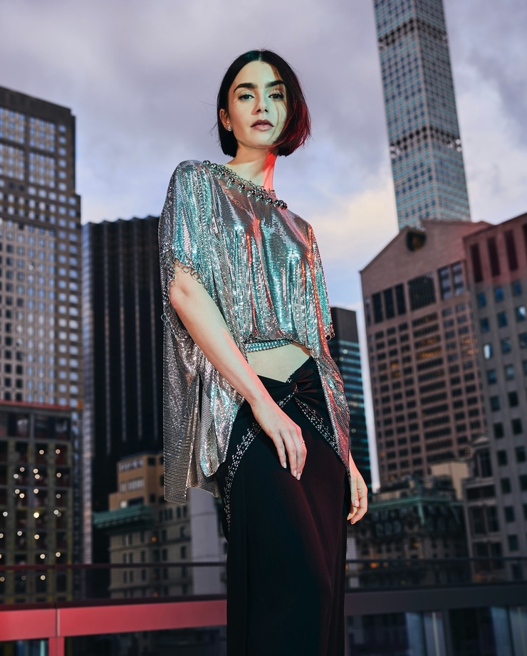 Lily Collins