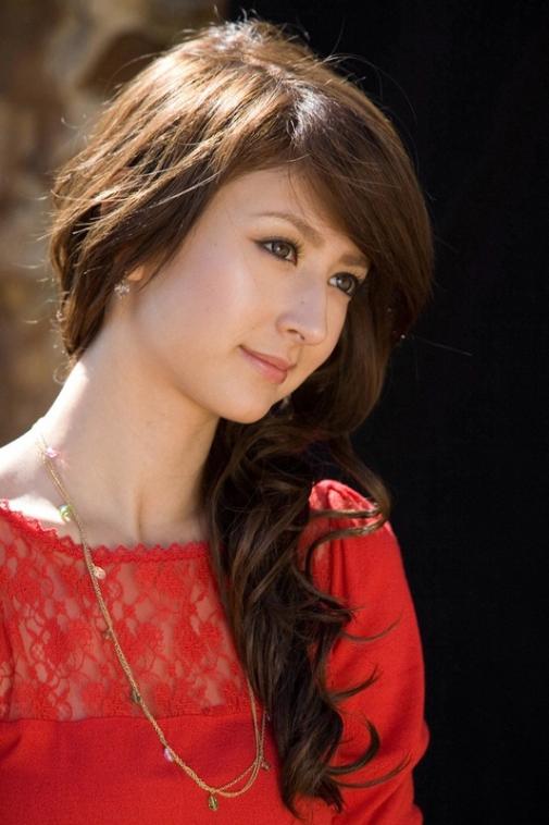 Leah Dizon