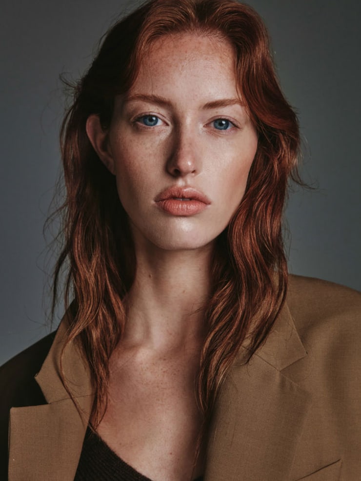Taylor Rhodes