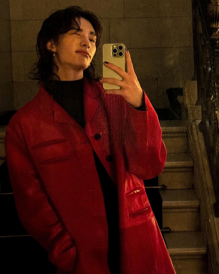 Hyun-Jin Hwang