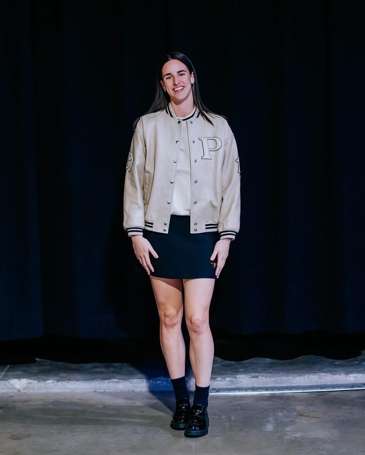 Caitlin Clark (ii)