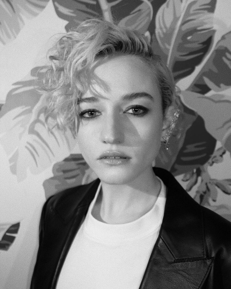 Julia Garner
