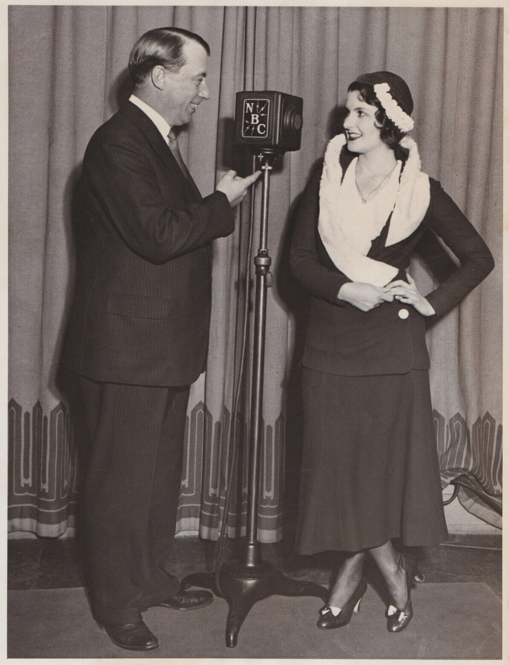 Dorothy Knapp